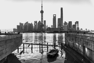 A stylish 3-in-1 framed print featuring cityscapes that change with the viewer’s perspective.