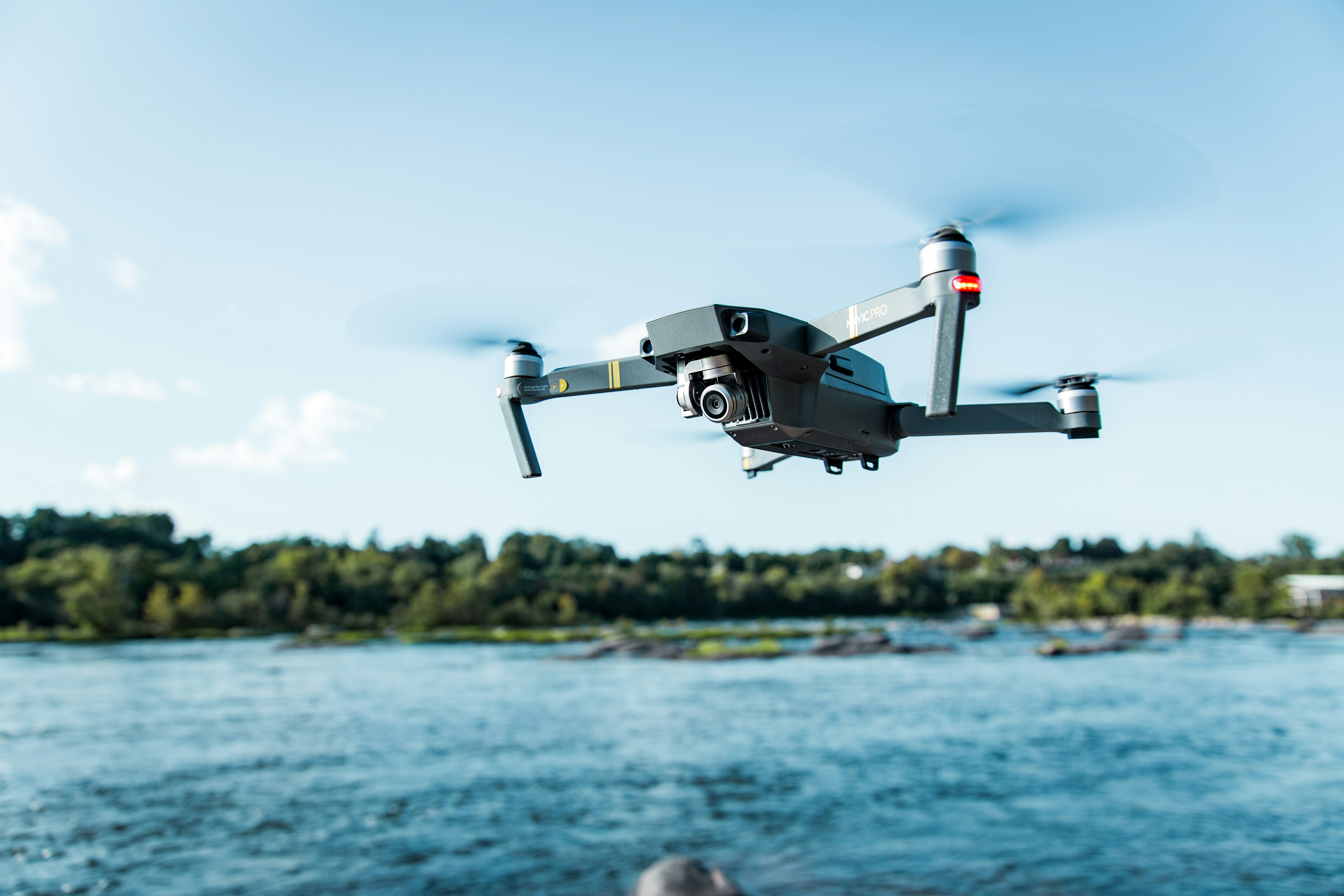 Airforce Wants to Use AI to Fly Drones