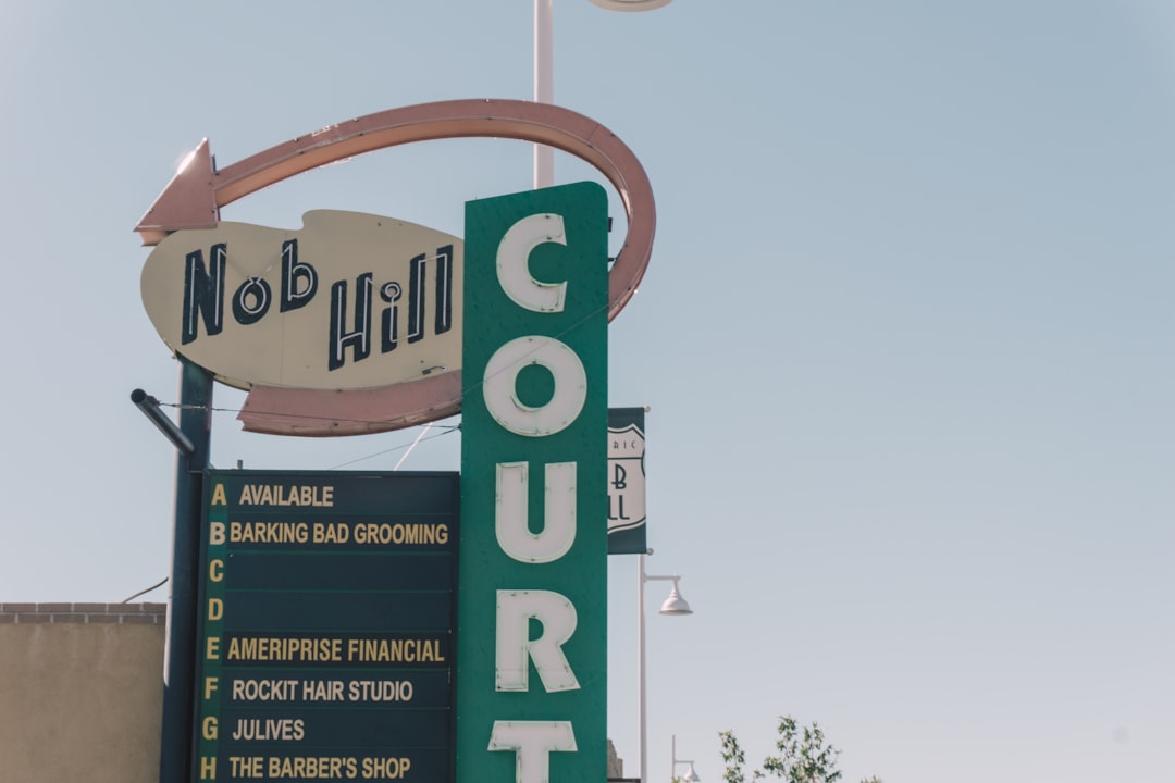 nob hill signage at daytime