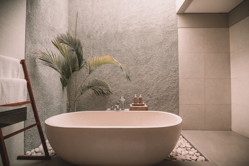 Kamar mandi sebelum renovasi