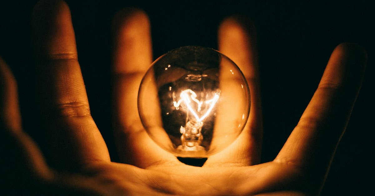AX는 생존 전략입니다, 경영진이 꼭 알아야 할 AI 전환 과정 안내