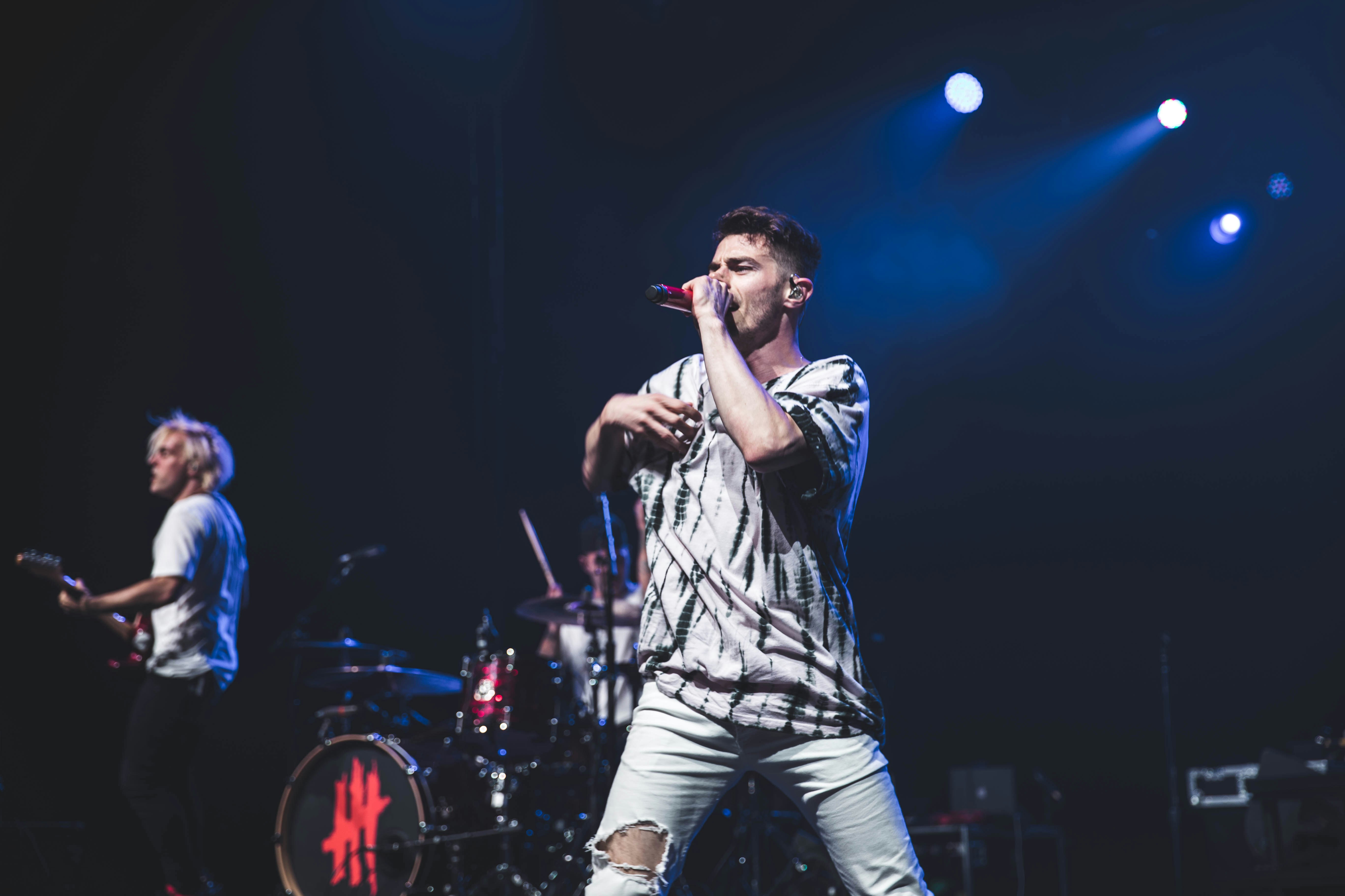 photo-1507766054980-dec40073b0f3?ixid=M3wxMjA3fDB8MXxzZWFyY2h8NHx8ZnJlZSUyMGxpdmUlMjB4eHh8ZW58MHx8fHwxNzM1NTExMTM2fDA\u0026ixlib=rb-4.0.3