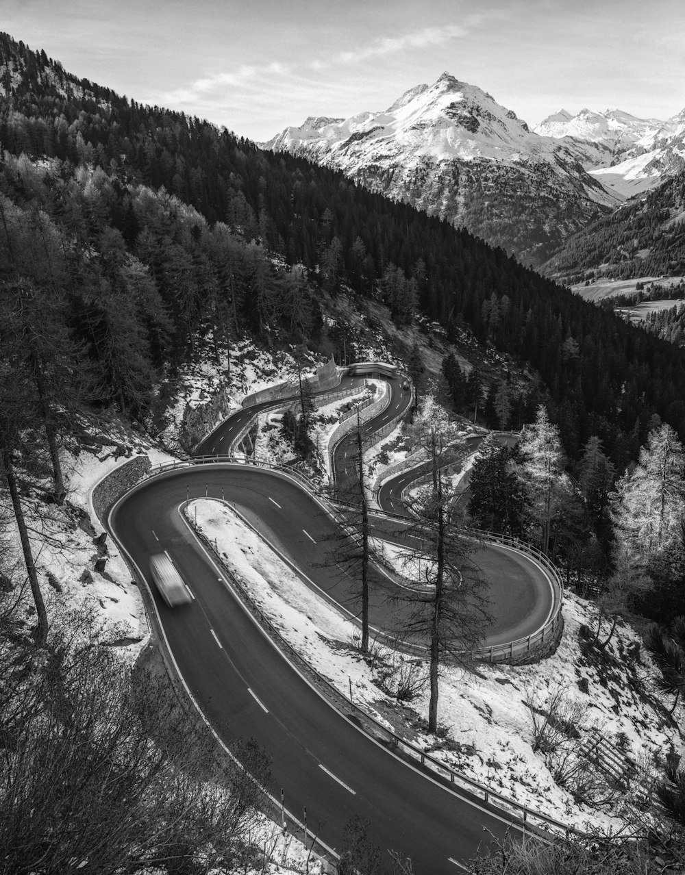 aerial view of roadway