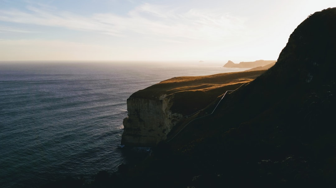 Cliff photo spot Dunedin Tunnel Beach