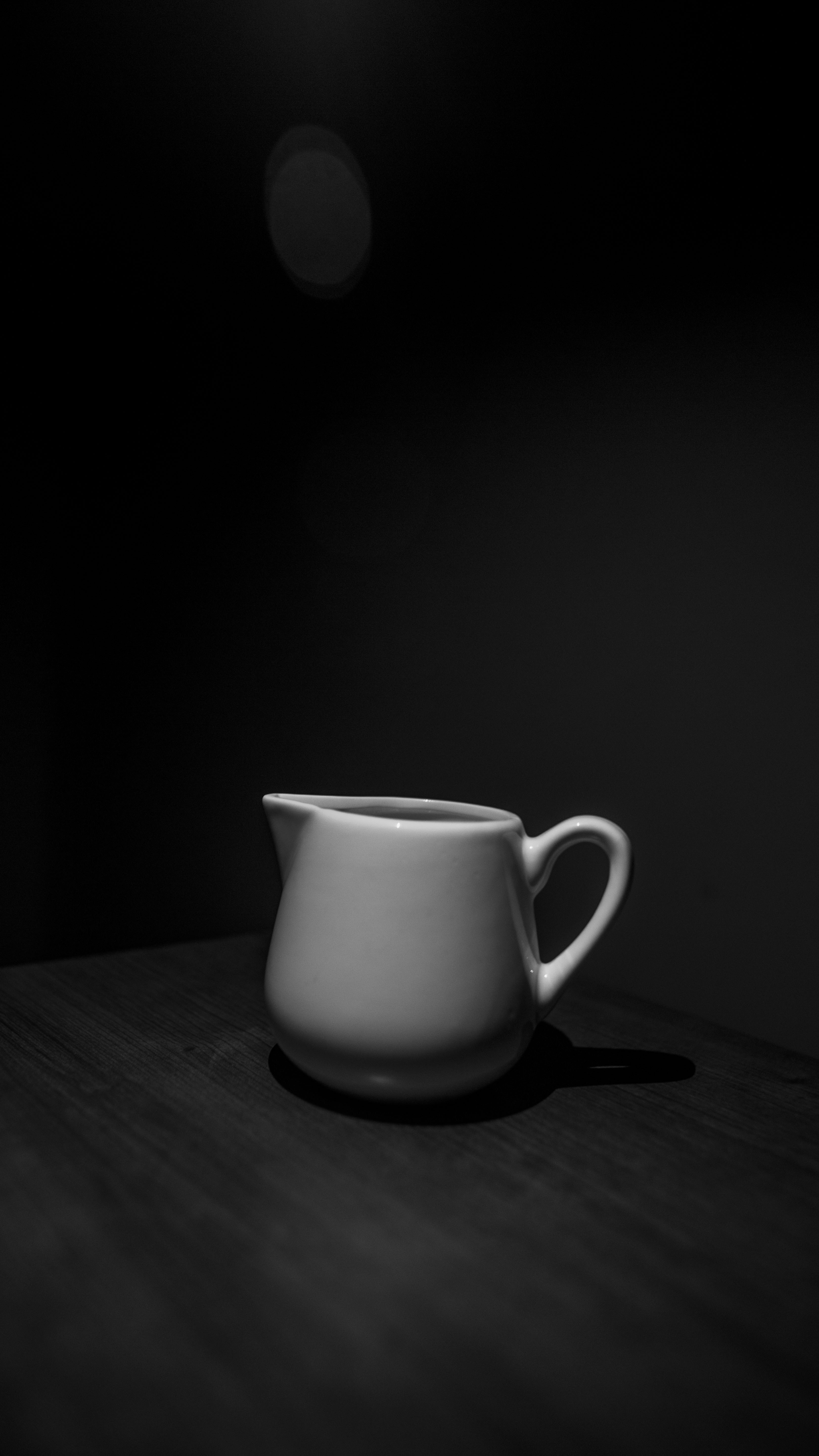 Porcelanowy dzbanek vintage