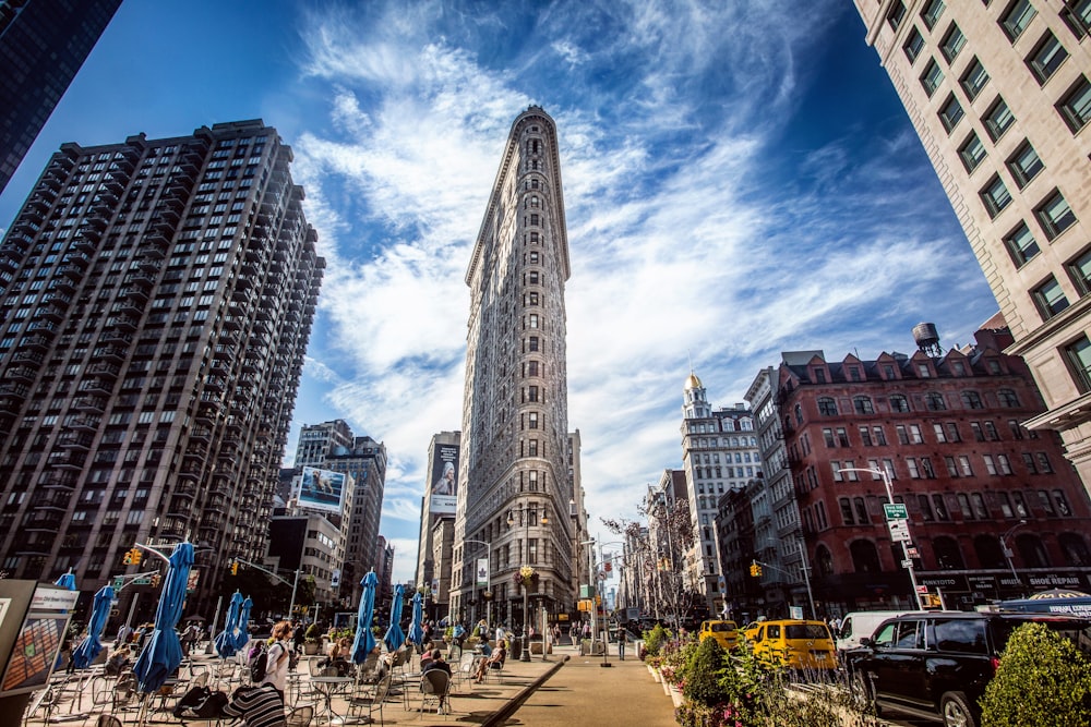 Flatiron building during day