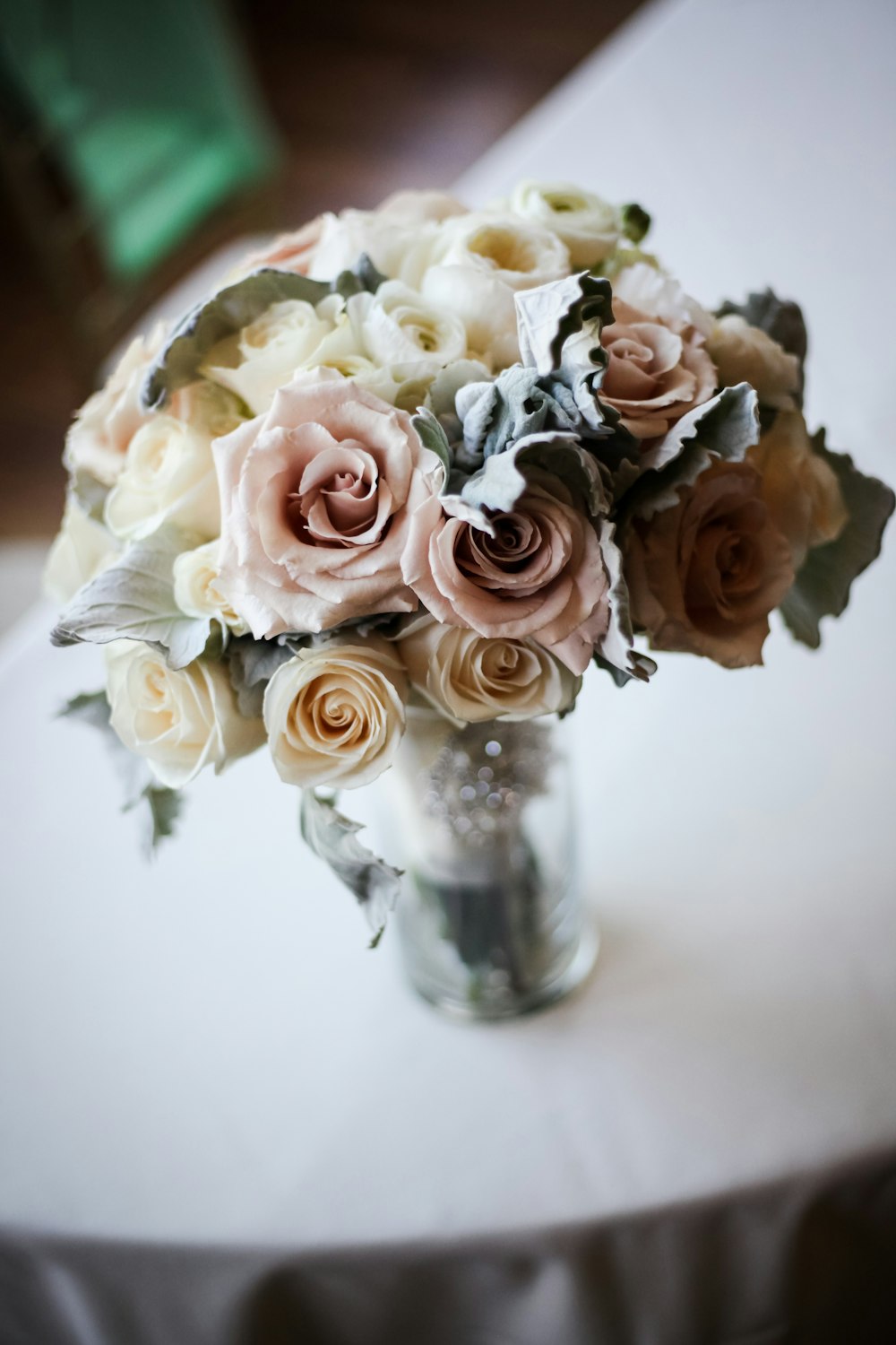 beige bouquet of roses