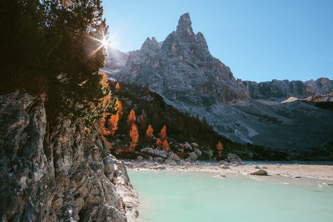 Cliff photo spot Lago di Sorapis Badia