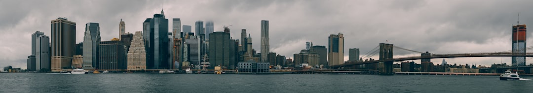 travelers stories about Skyline in Brooklyn Heights Promenade, United States