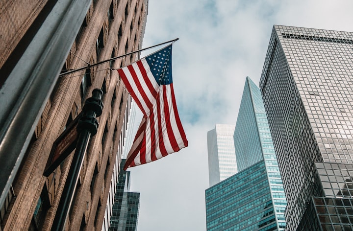 Bandera de Estados Unidos ondeando