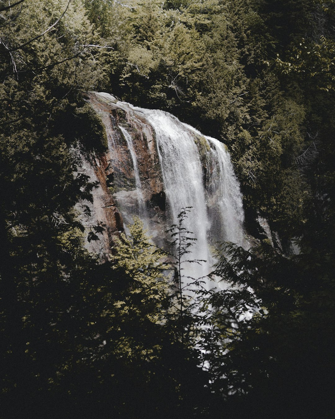 travelers stories about Waterfall in Rainbow Falls, United States