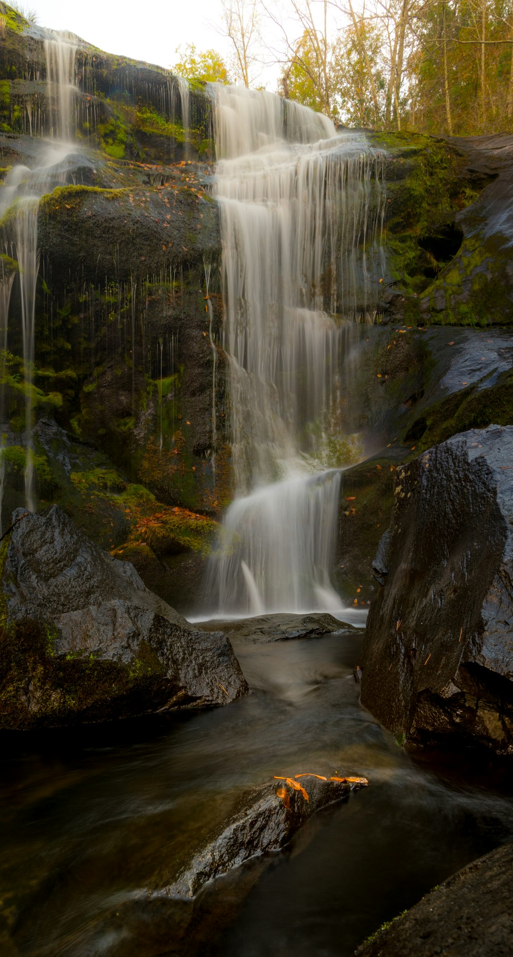 cascate durante il giorno