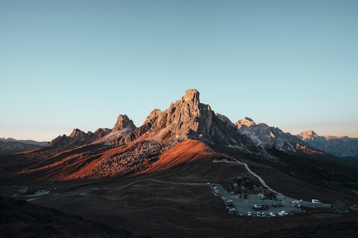 Family arriving at Orlando resort hotel with luggage