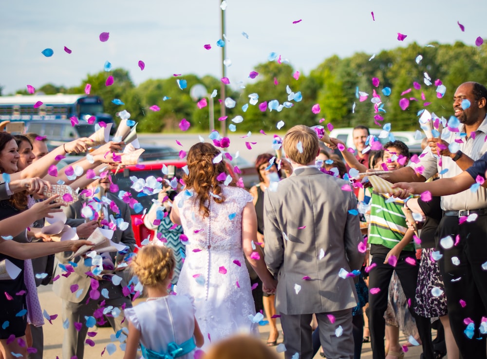 Wedding Confetti Pictures Download Free Images On Unsplash