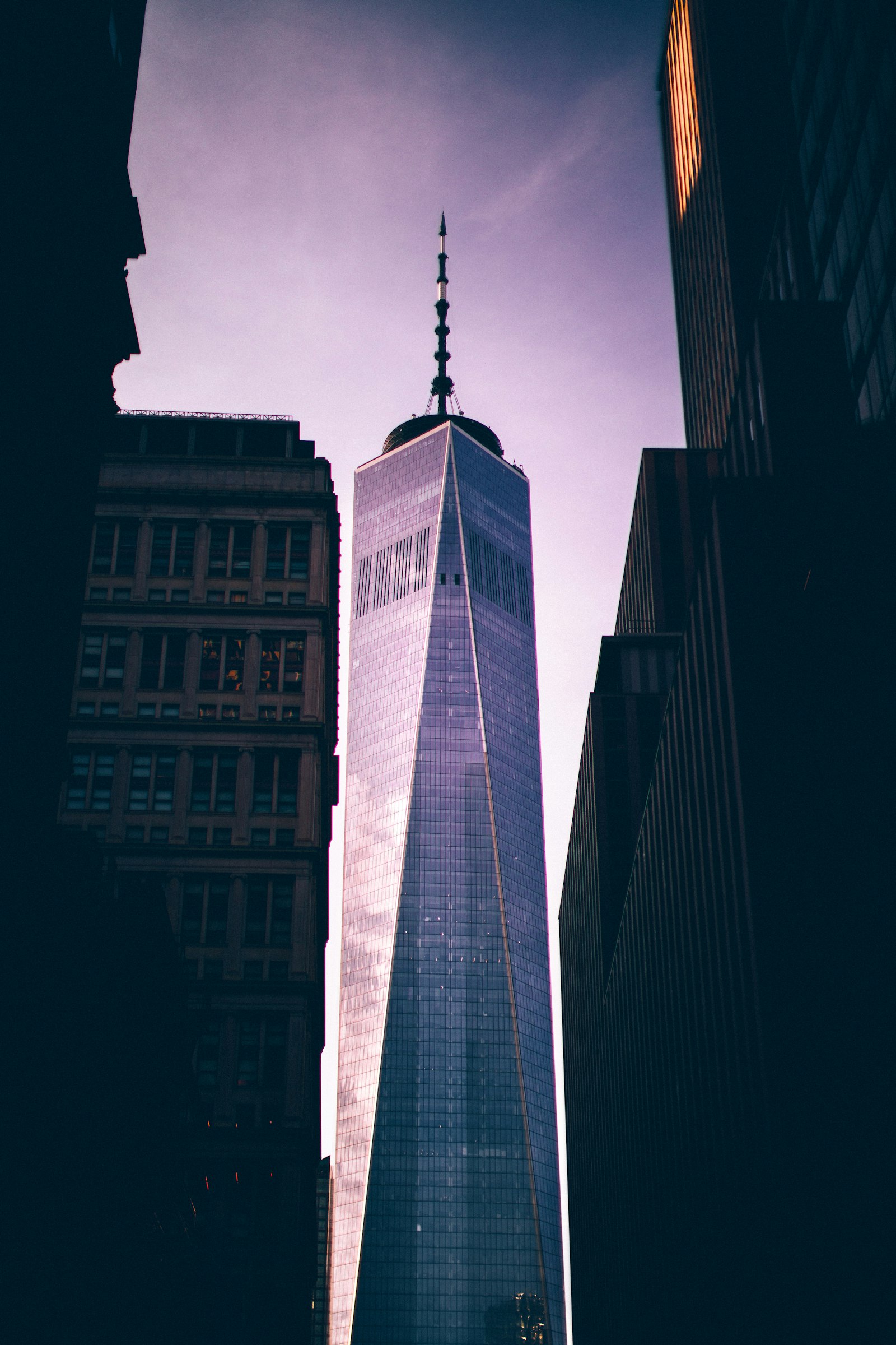 Canon EOS 5D Mark IV + Canon EF 50mm F1.2L USM sample photo. One world trade center photography