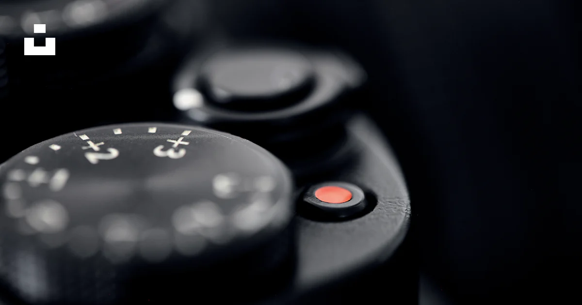 Button Interface Camera Close view of DSLR camera buttons photo – Free Grey Image on Unsplash