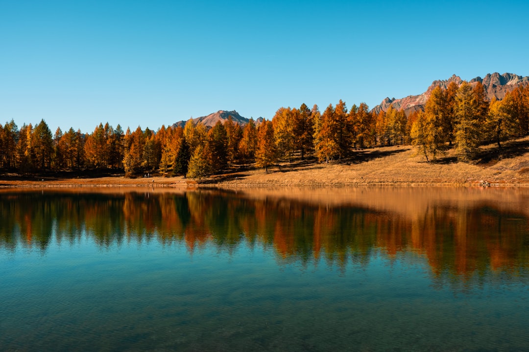 travelers stories about Lake in Chamois, Italy