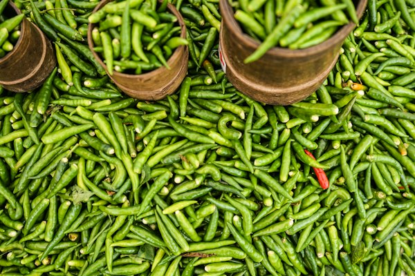 Green chillies at the market in Saint-Pierre — Réunion, Réunion