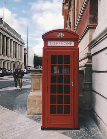 photo of red telephone booth