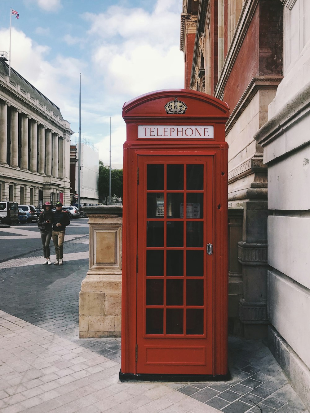 photo of red telephone booth