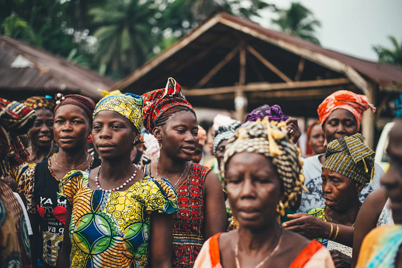 Un groupe de femmes réunies