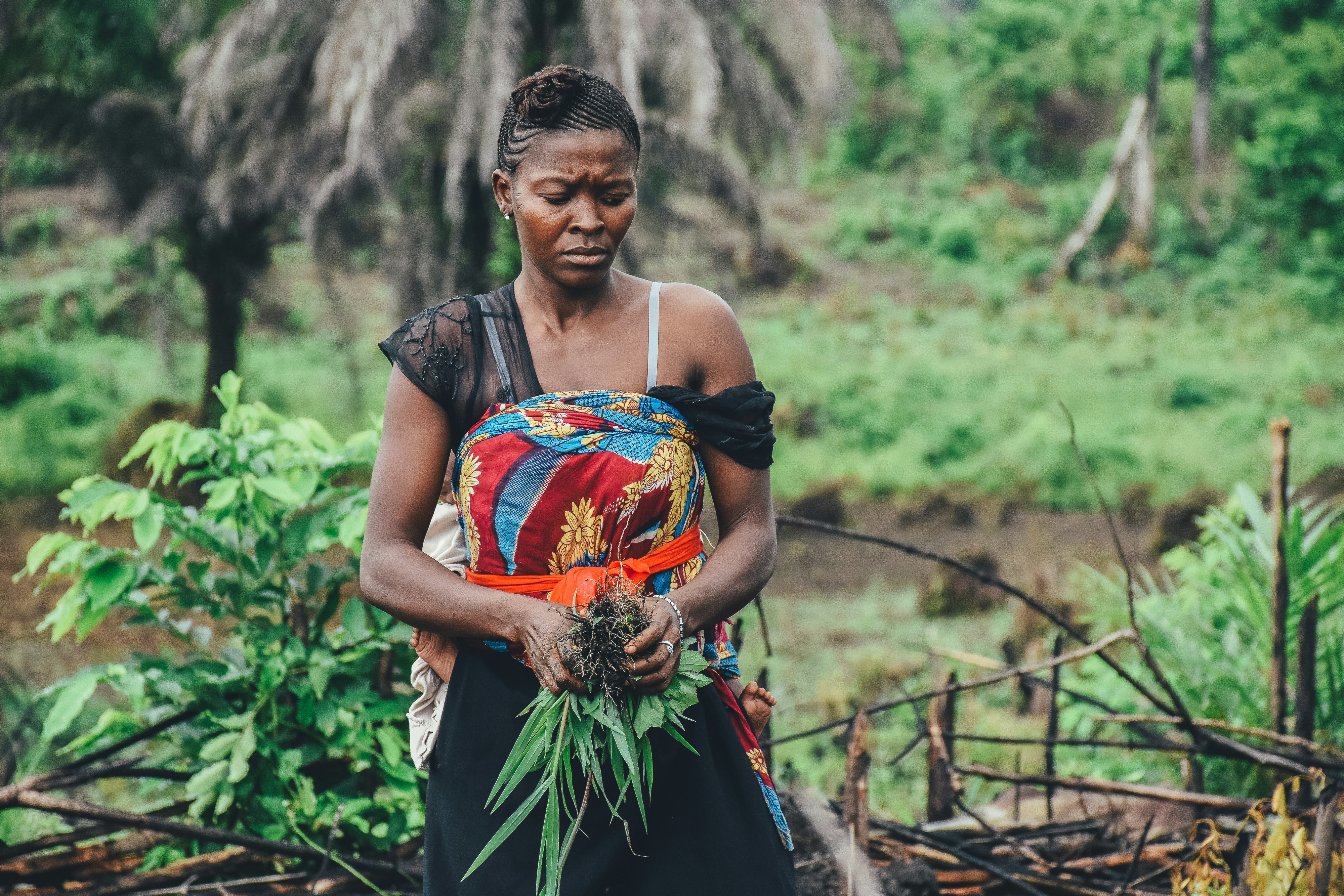 Taken on a trip in 2016 with World Vision to Sierra Leone.r<br/>Releases obtainedr<br/>See all the photos in this set at: https://unsplash.com/collections/1329084/free-photos-of-sierra-leoner<br/> Read: https://mammasaurus.co.uk/search?q=sierra%20leoneu0026f_collectionId=550f38dbe4b0567de642ea30