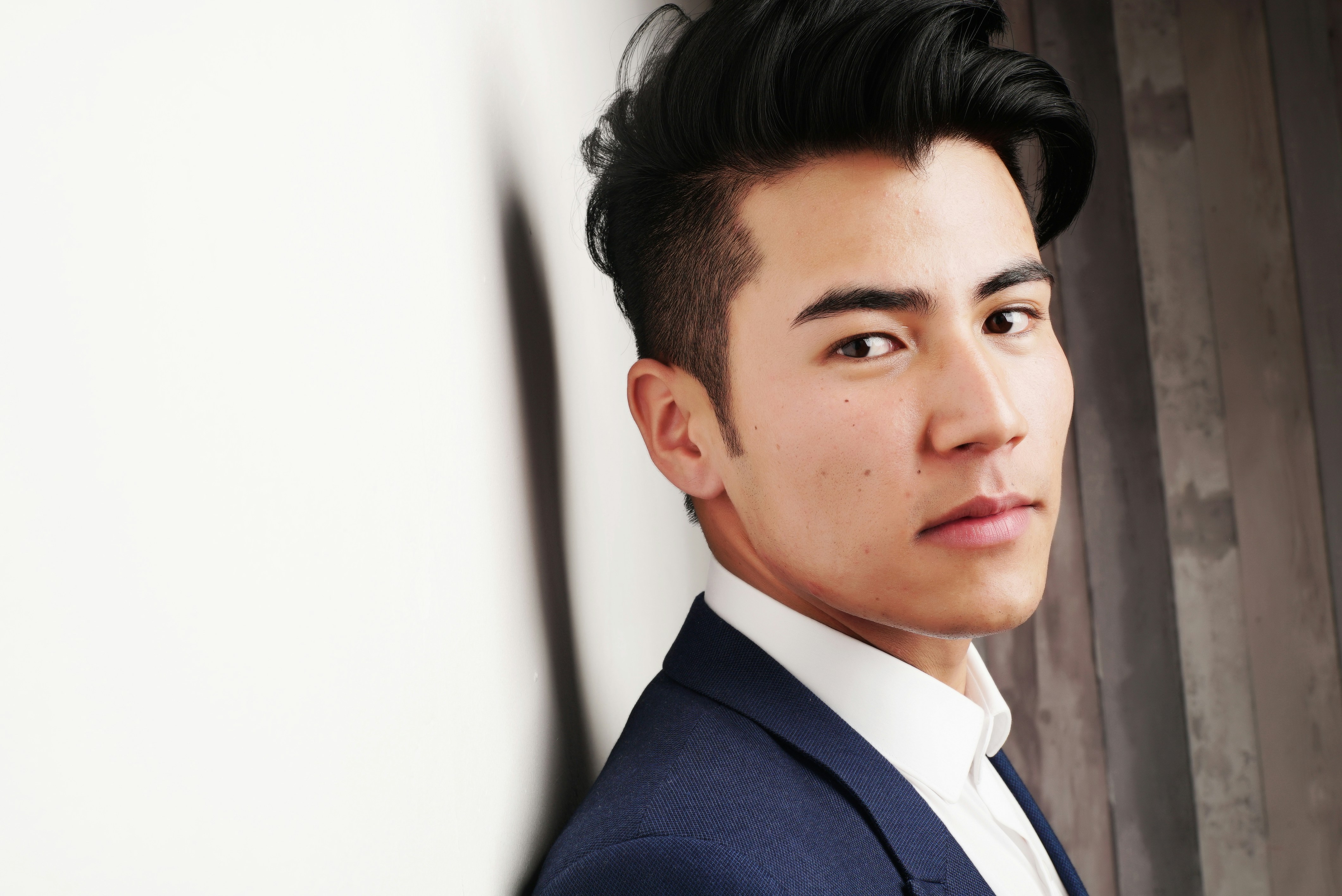 great photo recipe,how to photograph man in blue formal suit jacket posing for picture