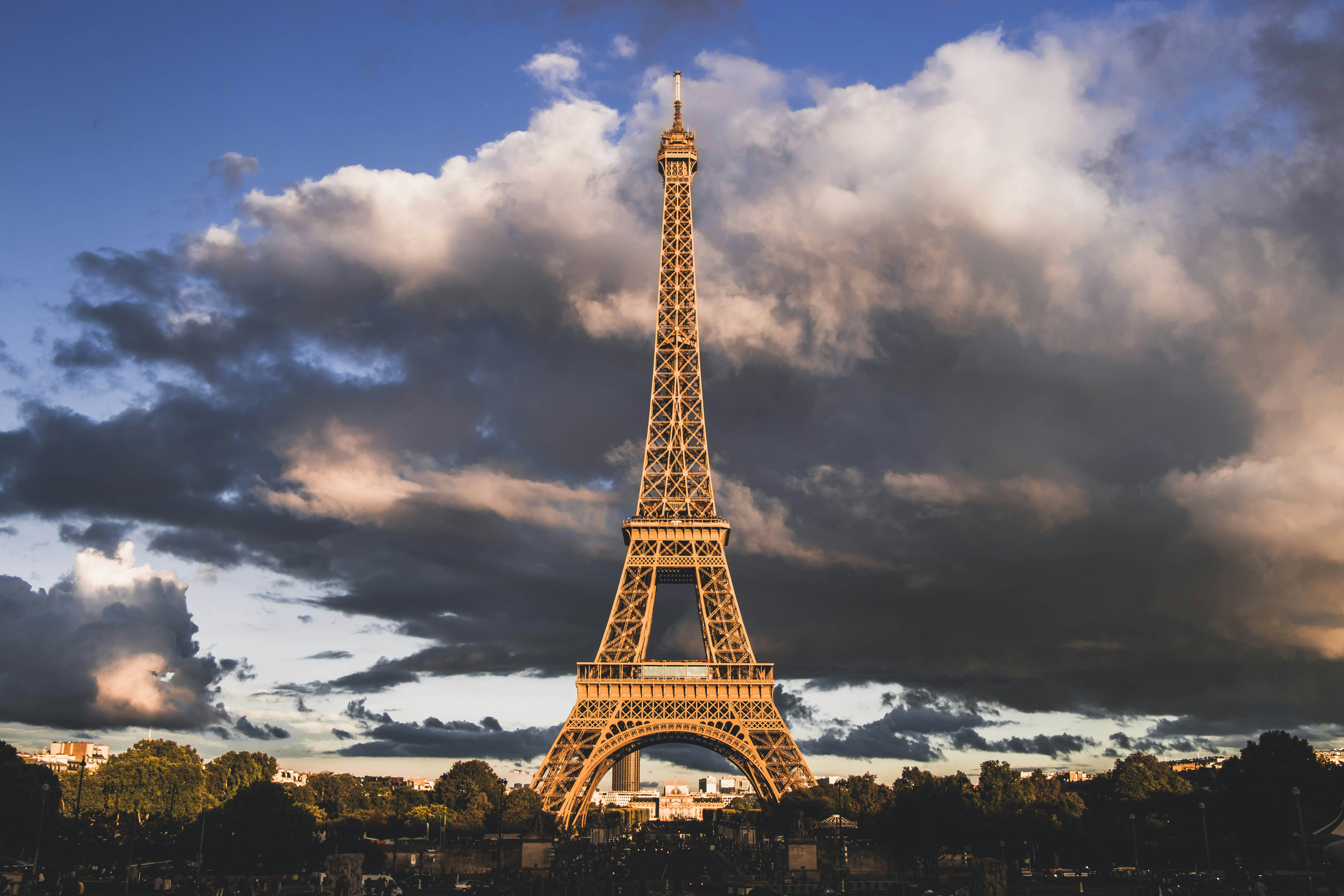 Eiffel Tower, Paris, Iconic Landmarks in Europe