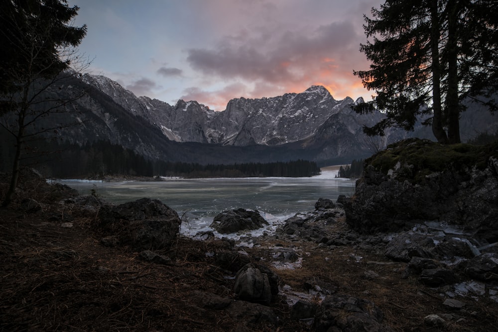 landscape photography of mountain during daytime