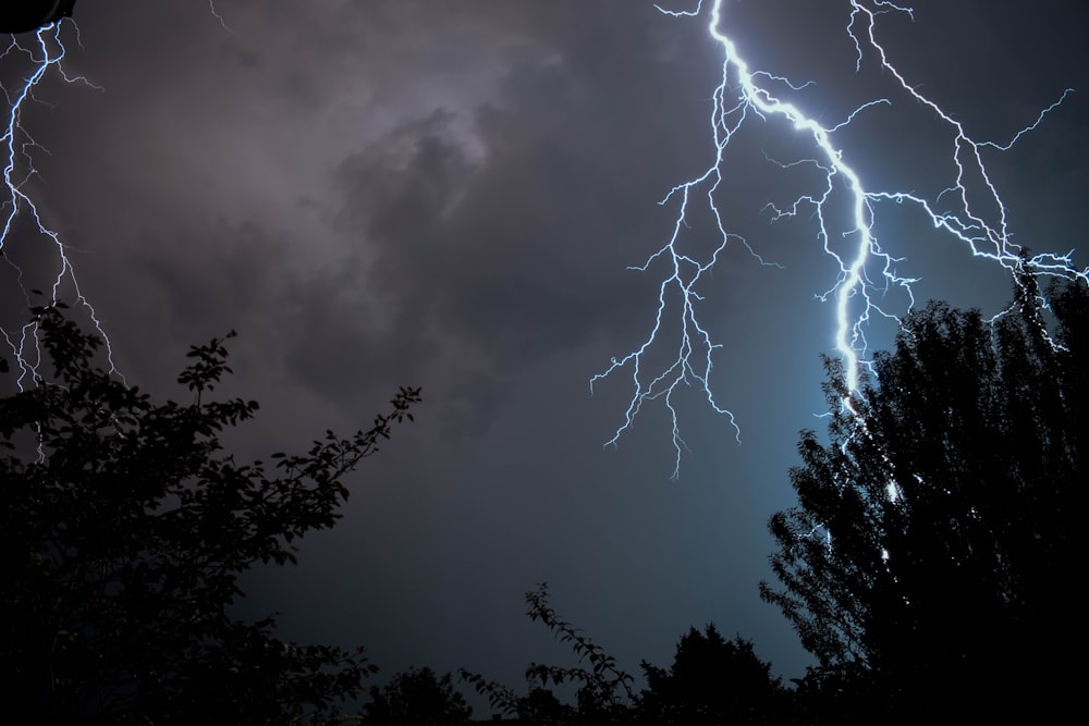 photograph of lightning strike