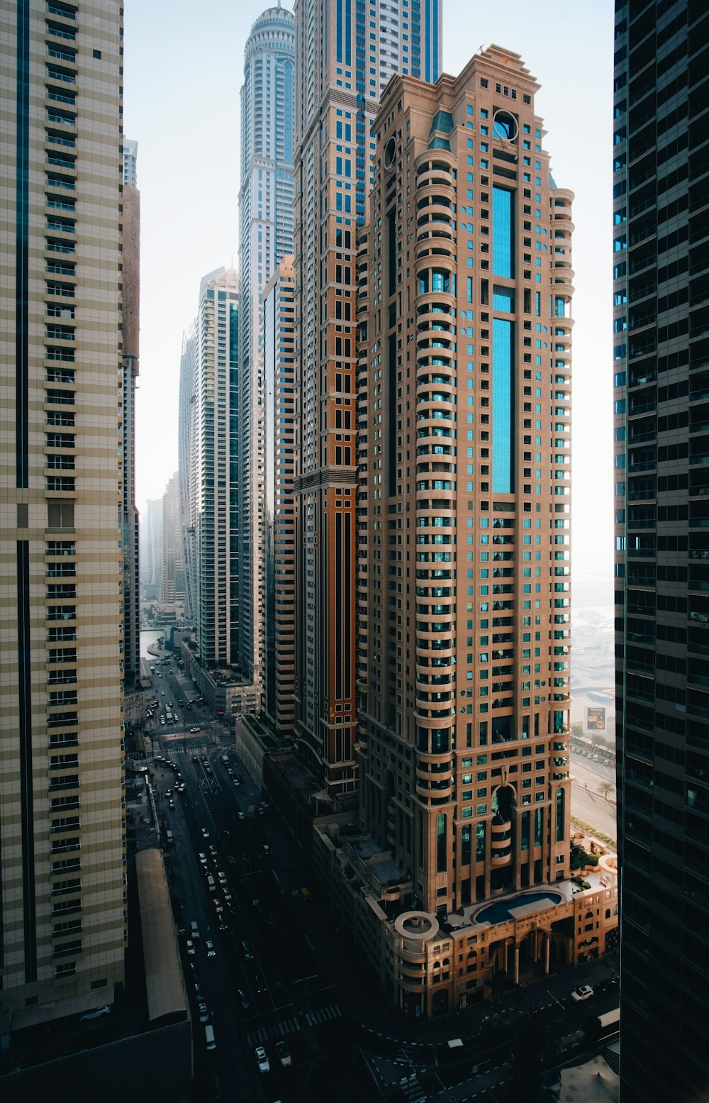 도시 건물의 건축 사진