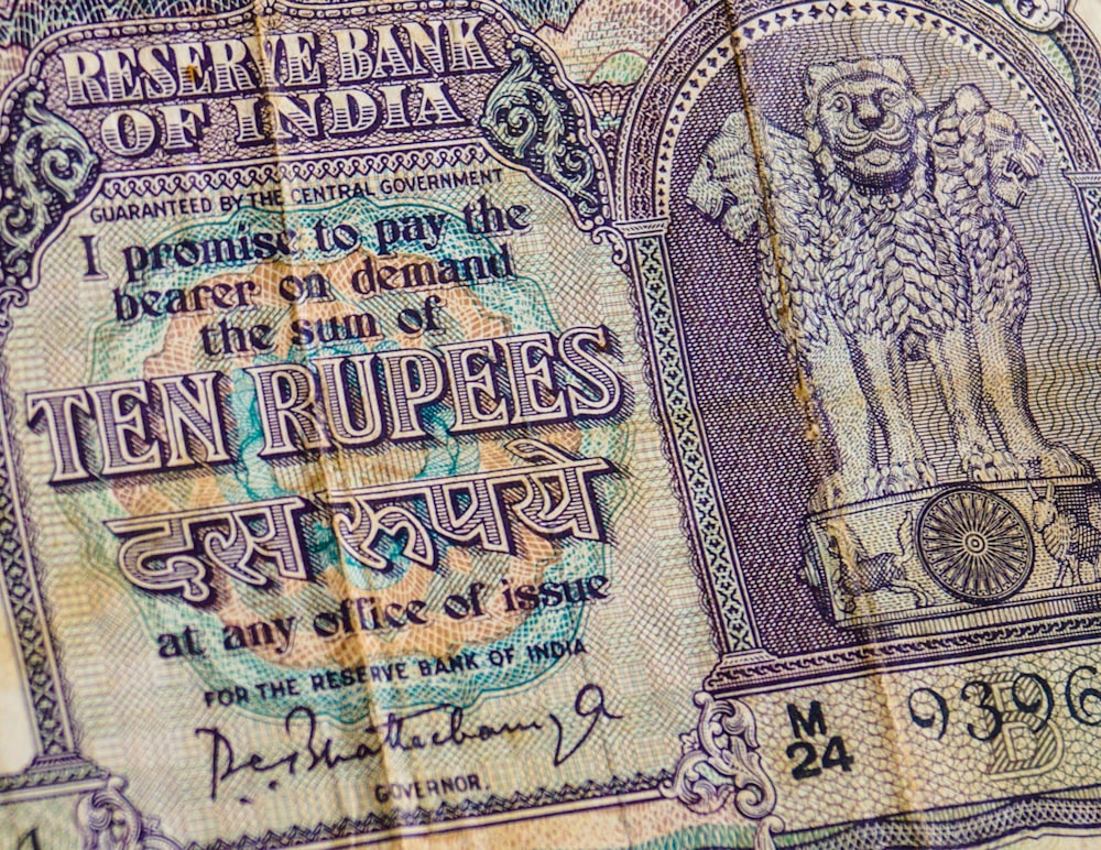 Billete de 10 rupias indias