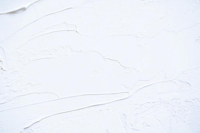 Mur avec peinture ancienne écaillée, avant travaux