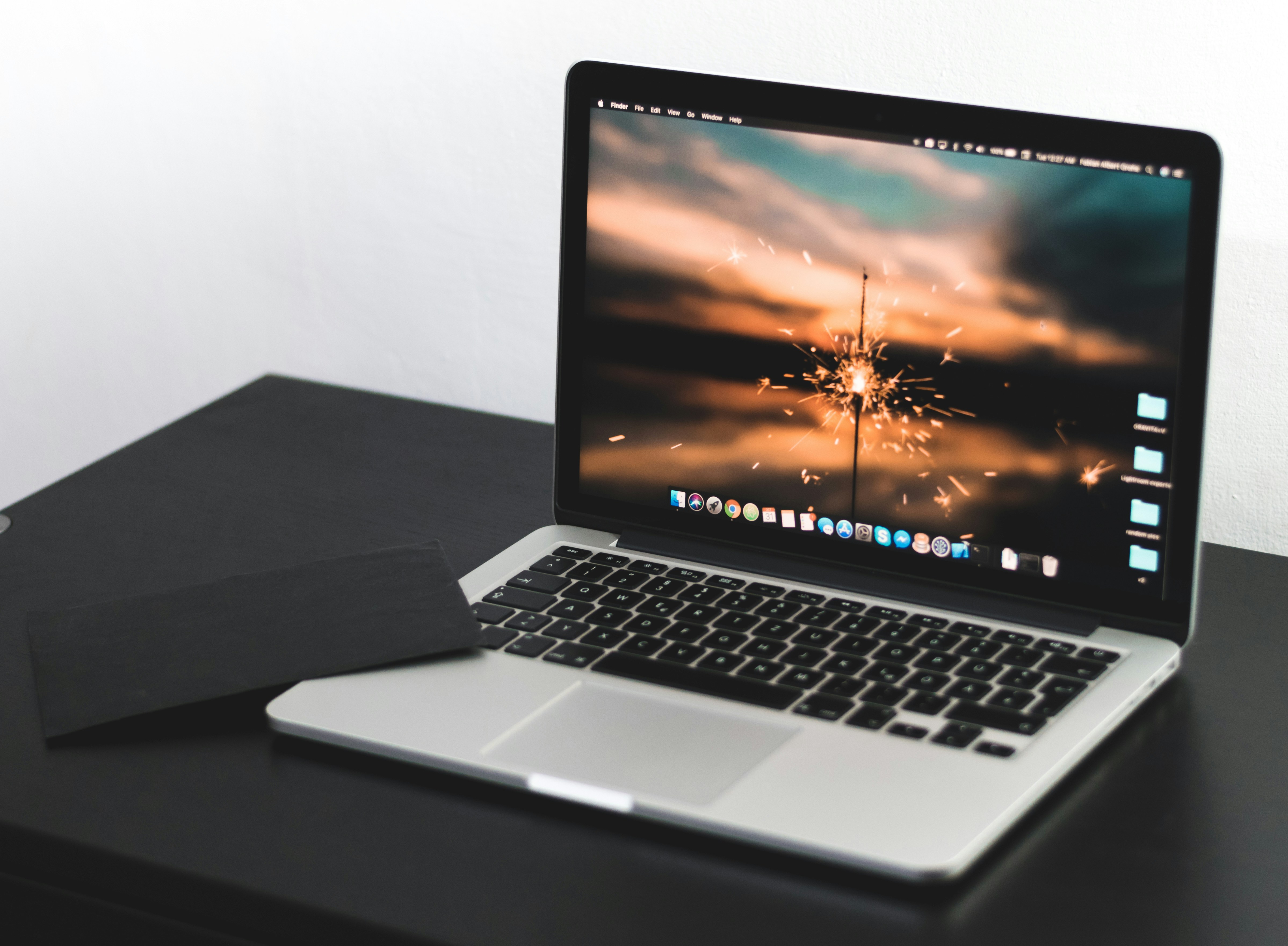 Black Envelope Macbook Pro