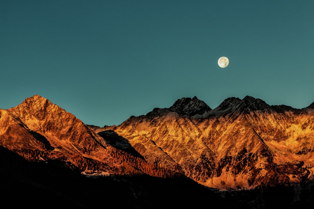 photo of Mühlwald Mountain range near Ahornach