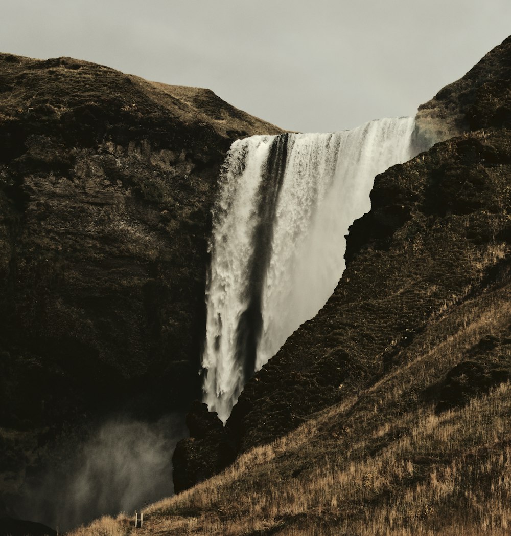 waterfalls landscape during daytime