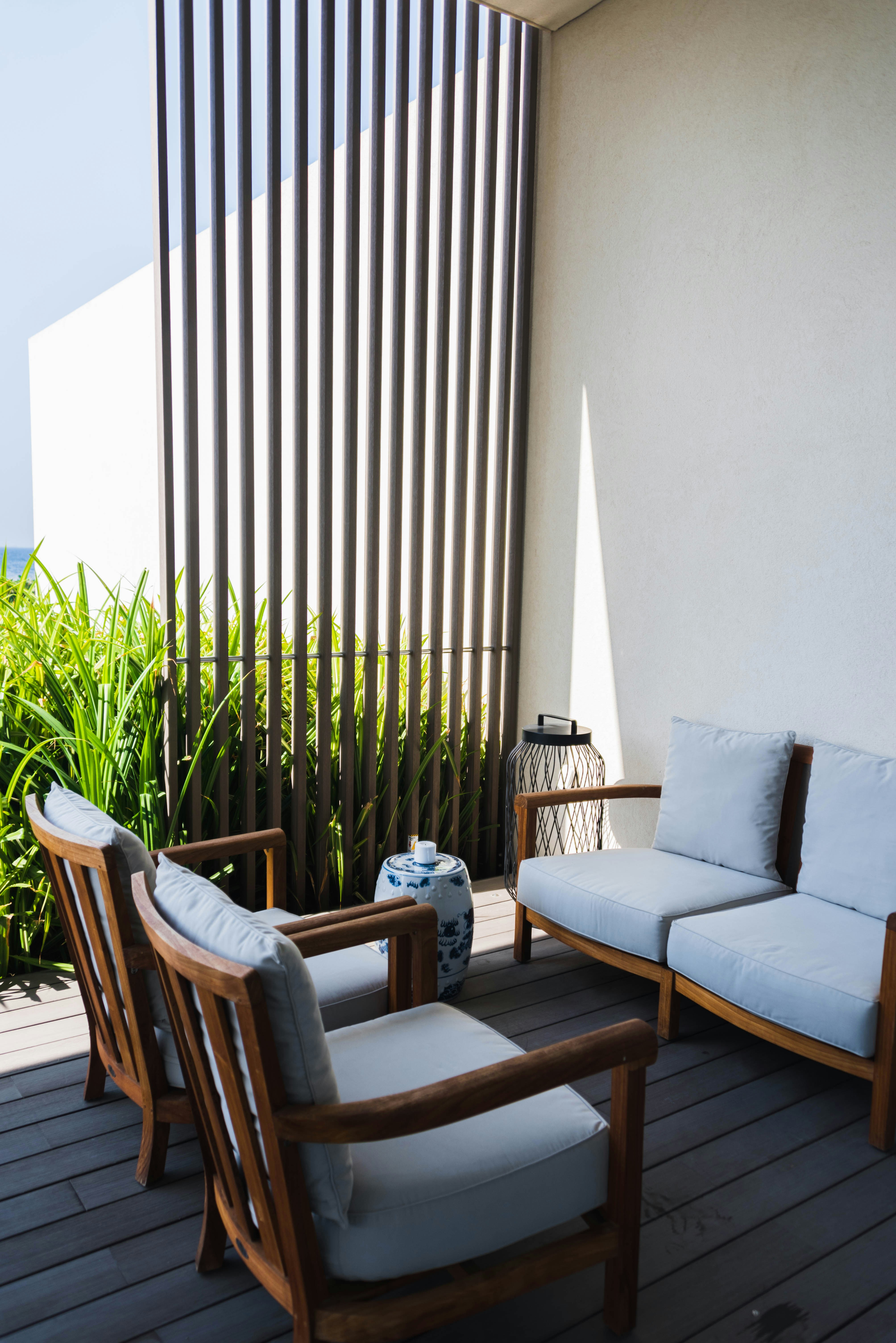 Stylish Outdoor Sofa Set