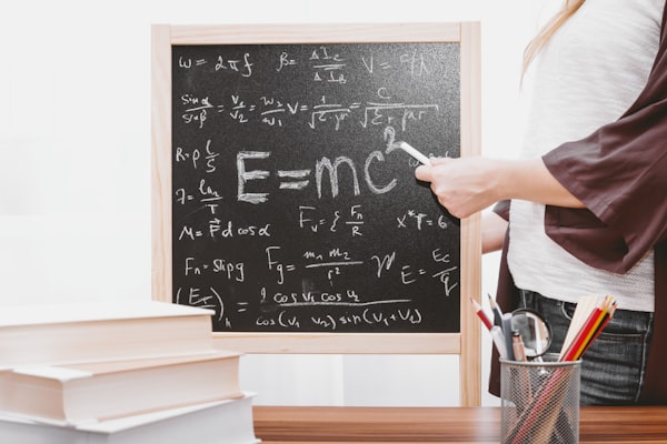 Albert Einstein: From Mediocre Student to Genius
