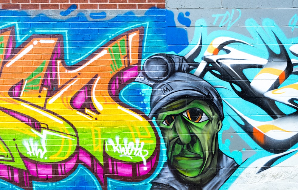 Pittura di graffiti sul muro