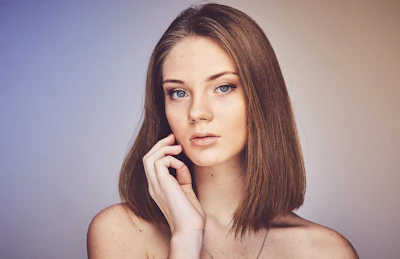 Client before skin tightening — early signs of laxity