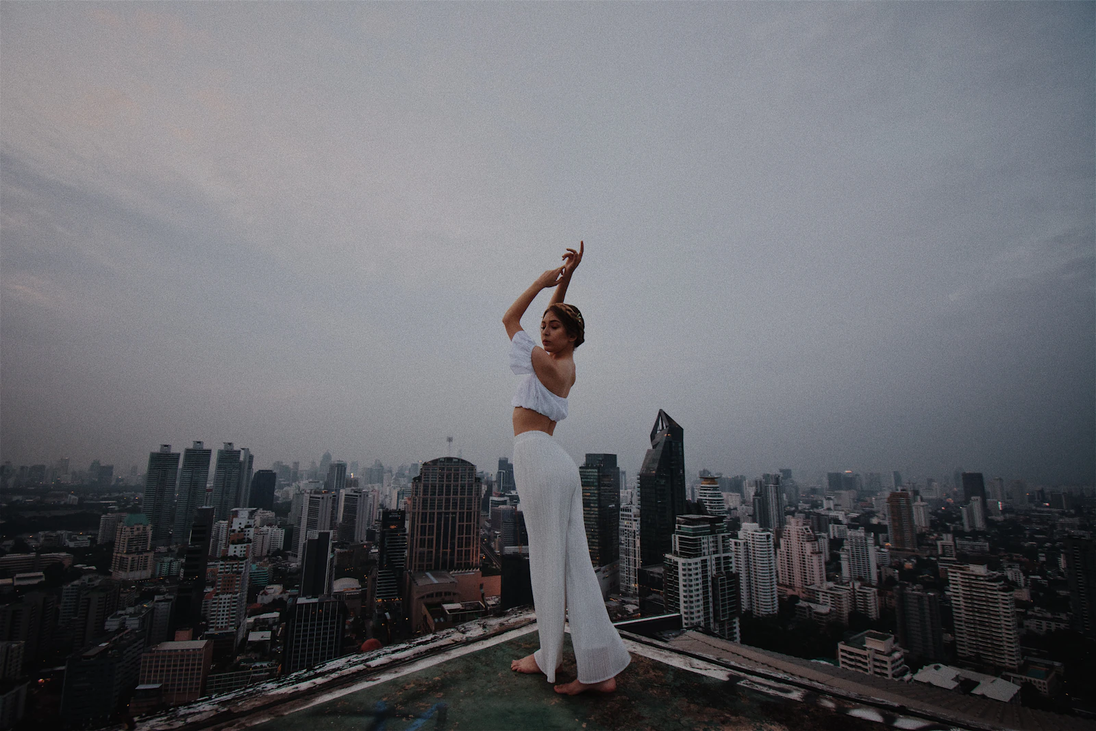 Photo · Joshua Rawson-Harris / Unsplash