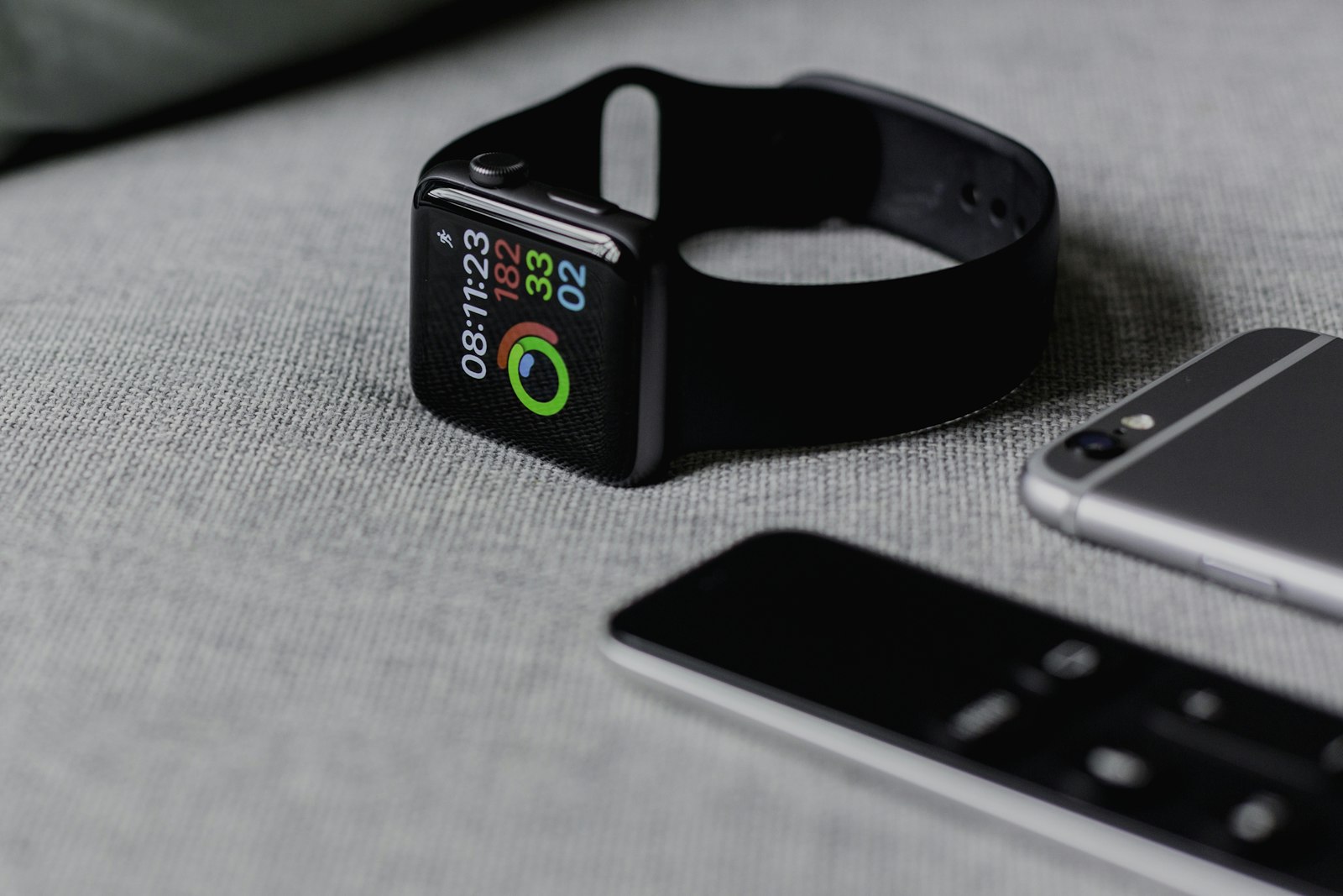 Heart Rate Zones Explained: The 5-Zone Model for Runners and Cyclists