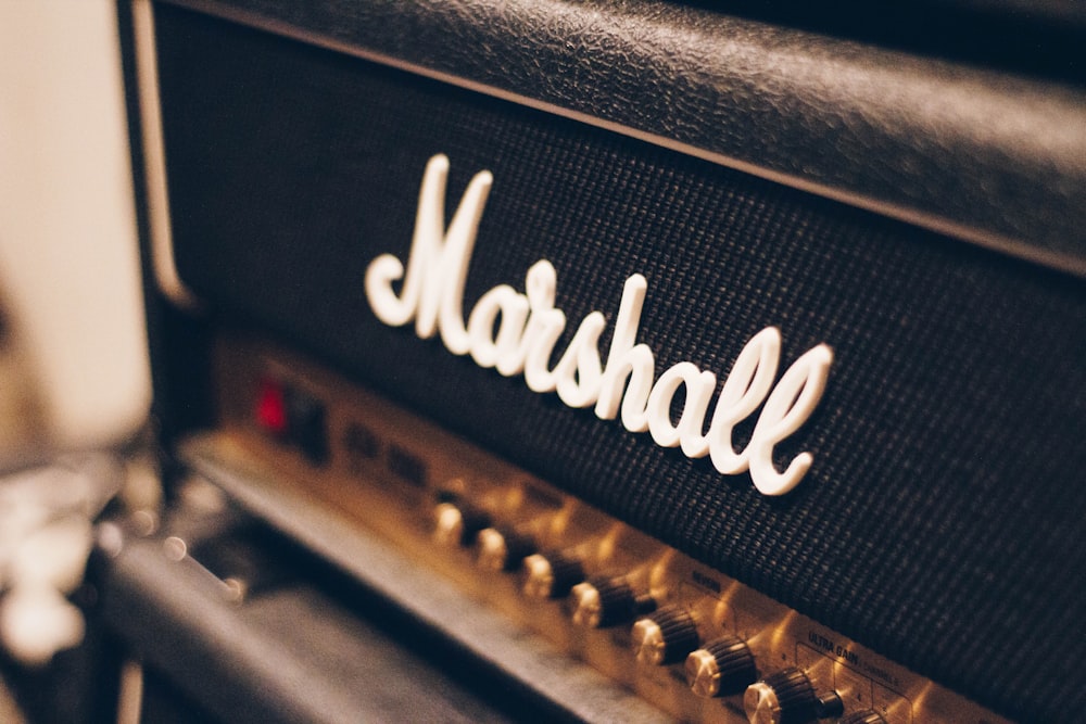Marshall logo photo – Free Amplifier Image on Unsplash