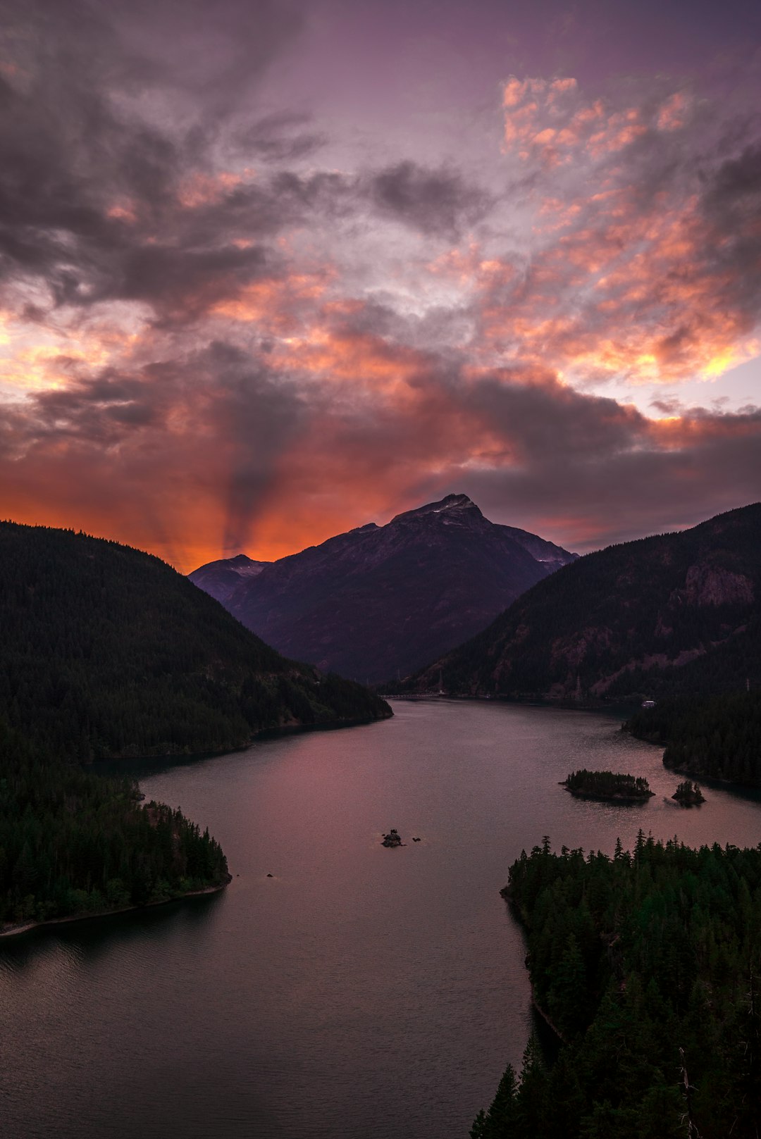 Loch photo spot Ross Lake National Recreation Area United States