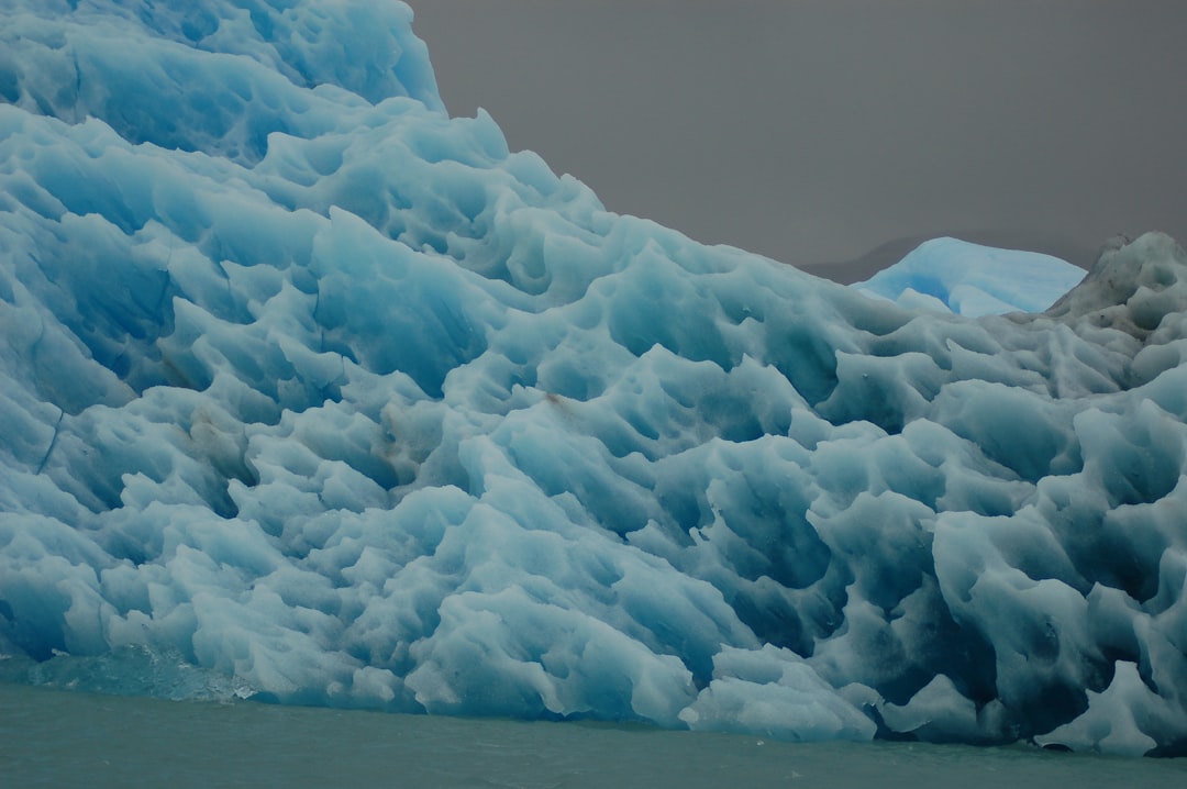 blue iceberg formation,