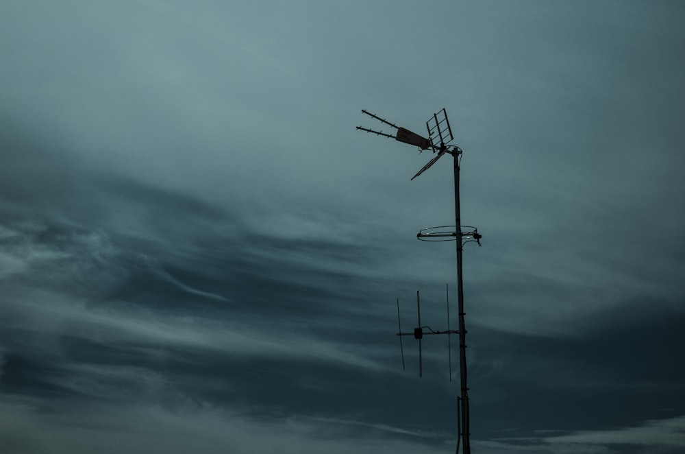 photography of black antenna during daytijme