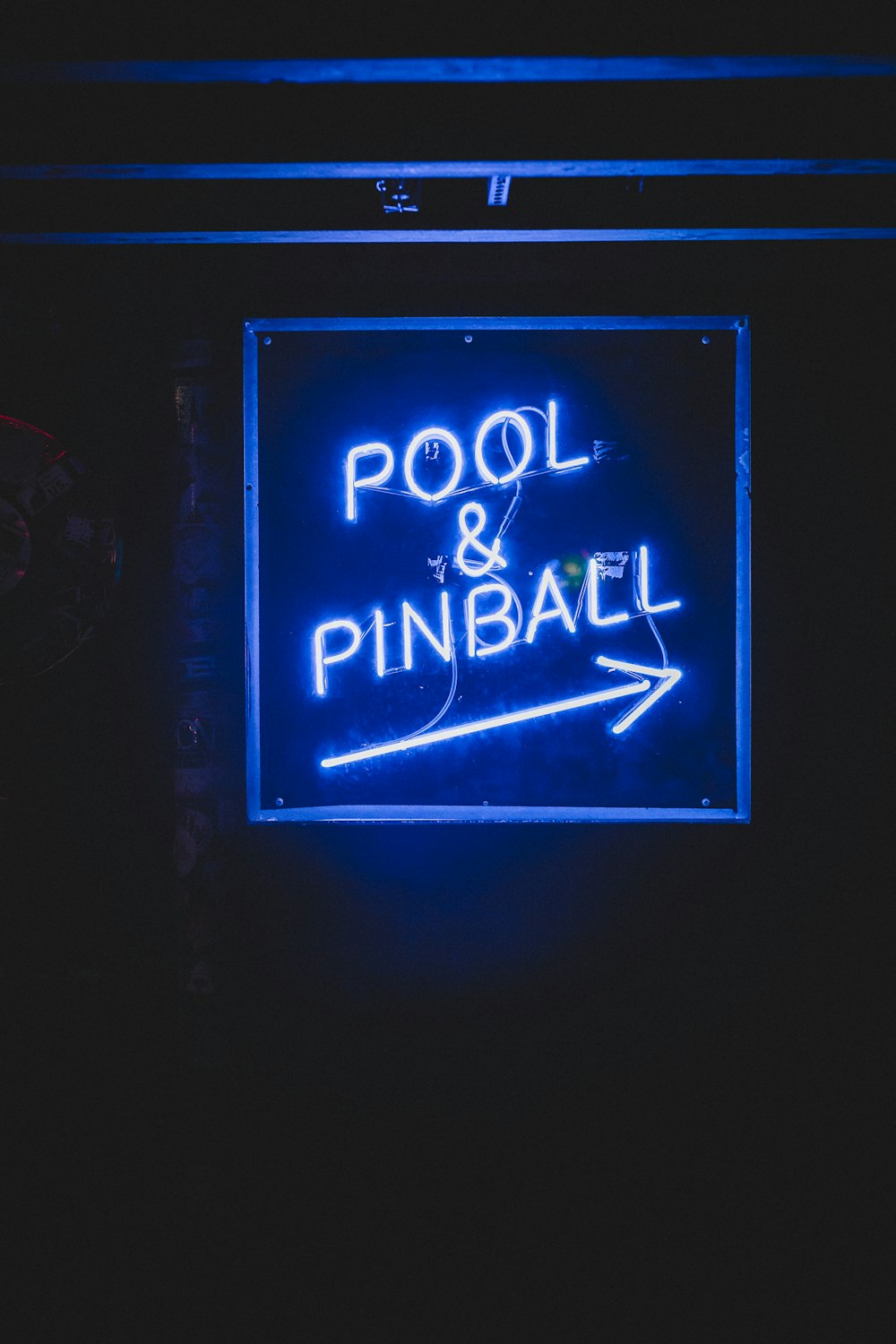Pool & Pinball neon light signage