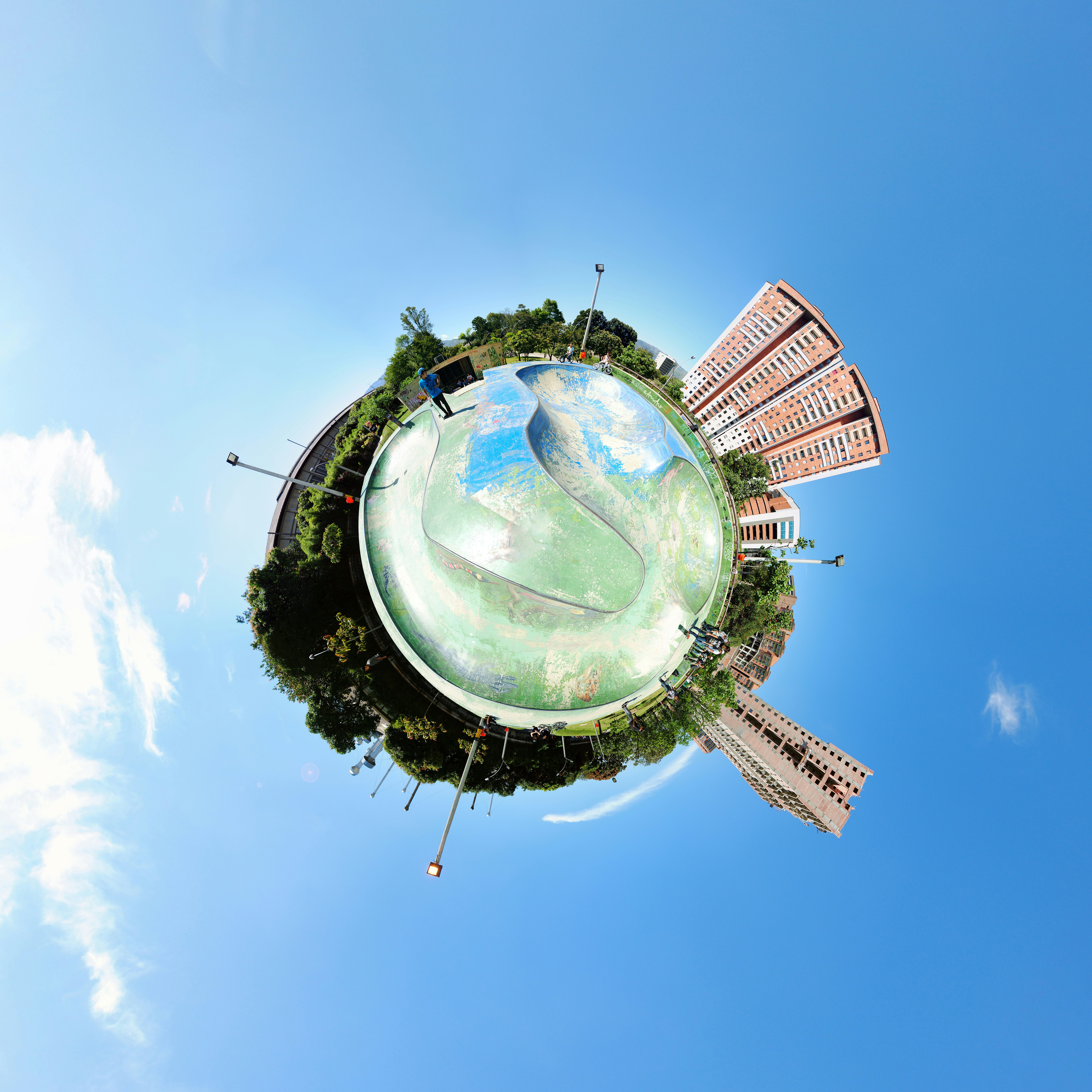 华为总部园区，创新脉动与未来图景的交响之地