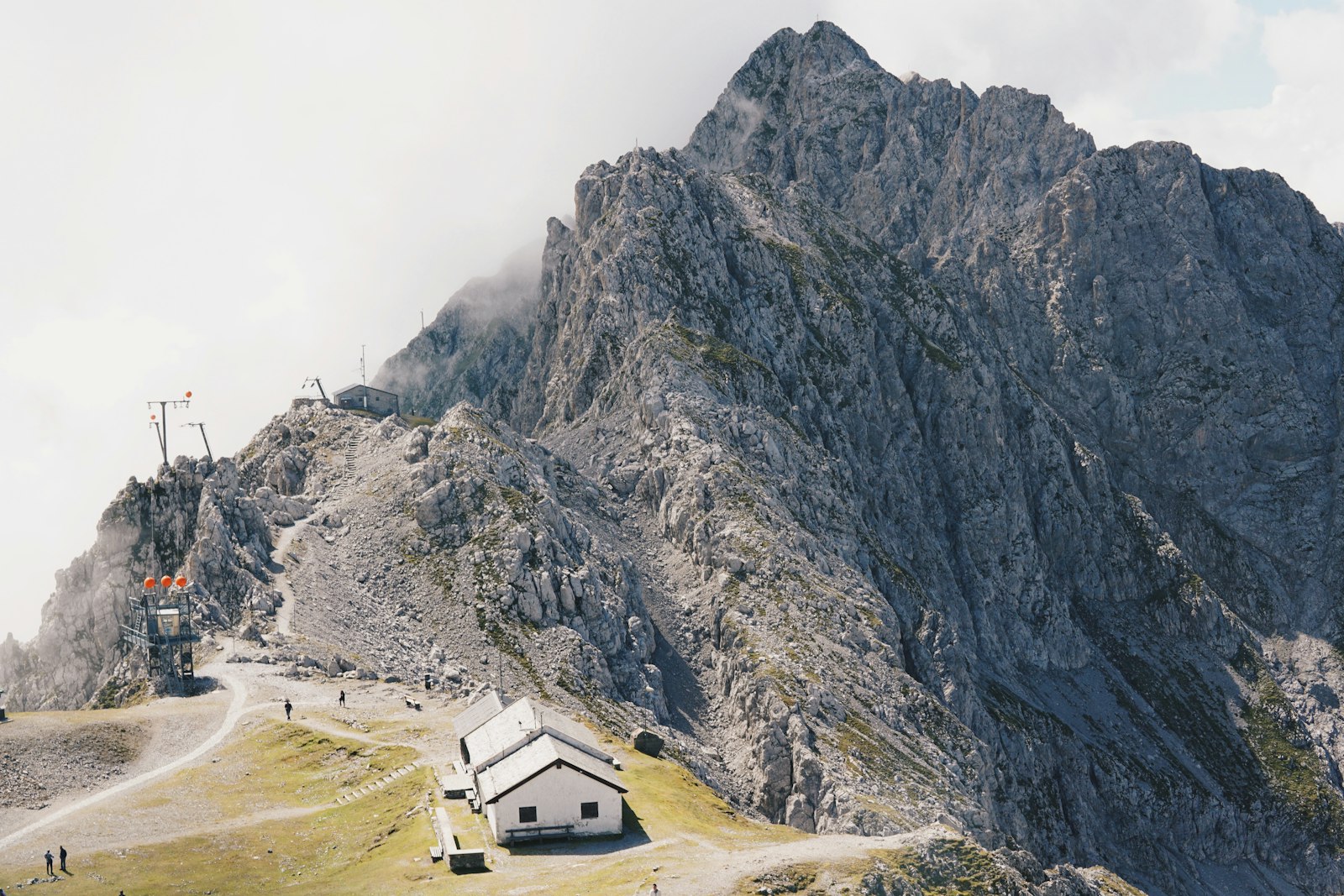 Sony a6000 + Sigma 30mm F1.4 DC DN | C sample photo. White house beside mountain photography