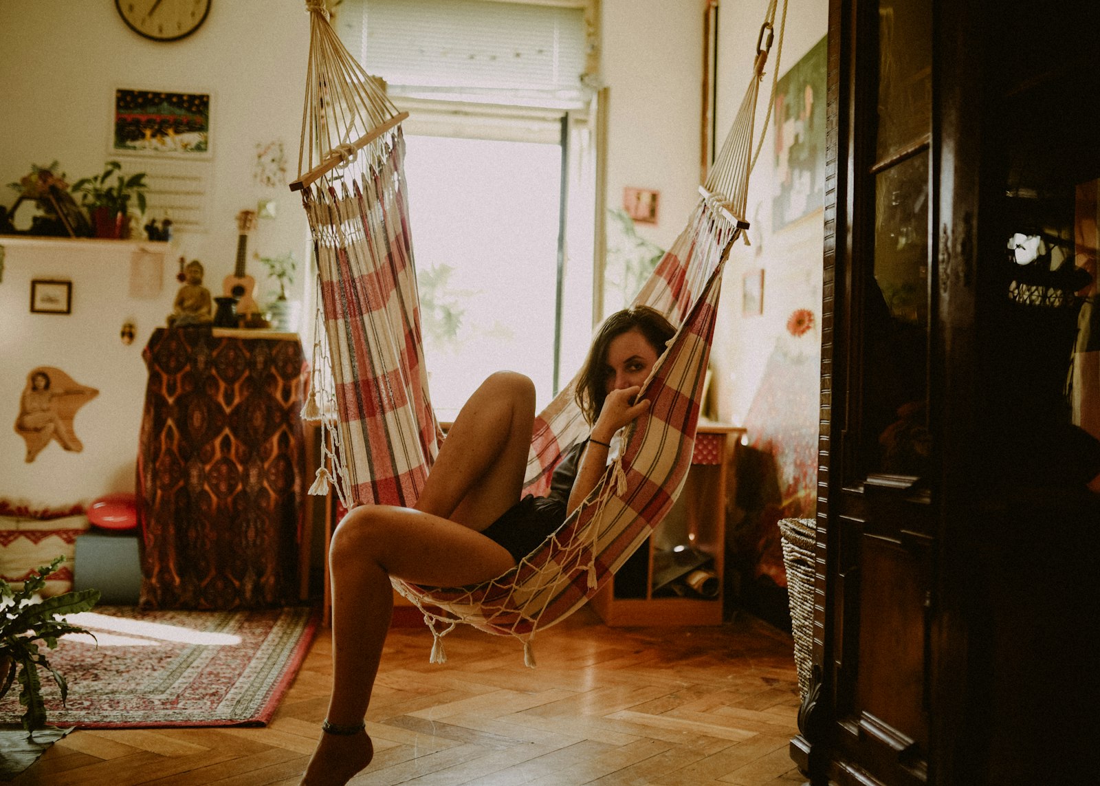 Nikon D750 + Sigma 35mm F1.4 DG HSM Art sample photo. Woman sitting on hammock photography